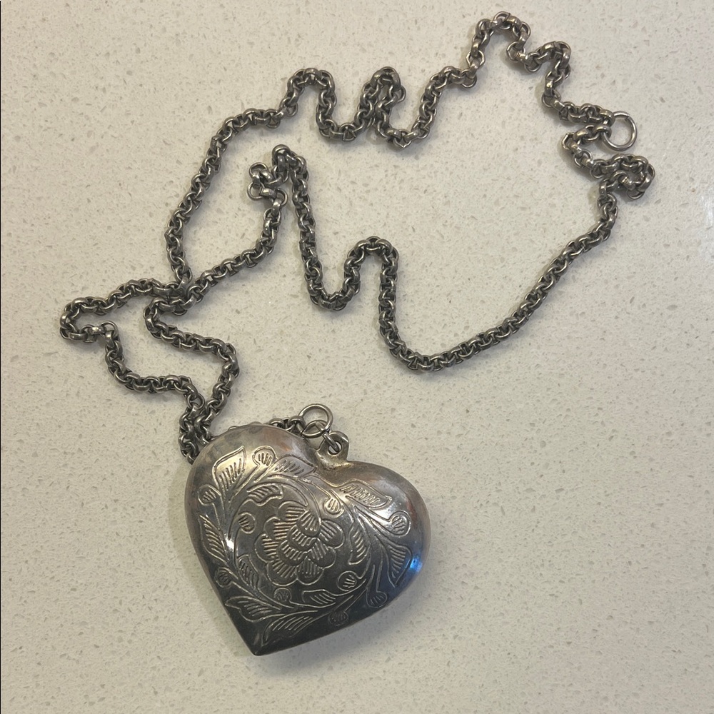 Vintage Engraved Sterling Silver Heart Pendant Necklace